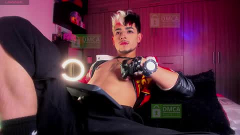 Dominik Eclipse  online show from April 16, 8:26 am