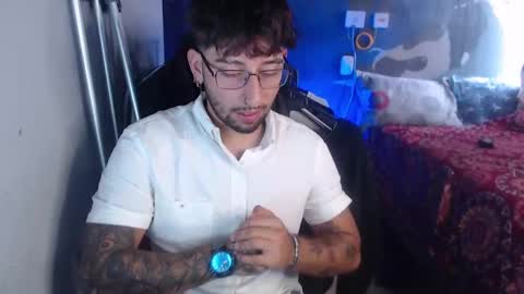 Snapshot of dominus_kane chatting on October 22, 7:13 pm dominus_kane online show from October 22, 7:13 pm