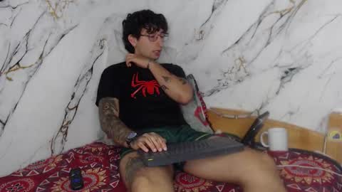 dominus_kane online show from January 9, 3:26 pm