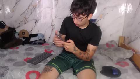 dominus_kane online show from February 14, 5:53 pm