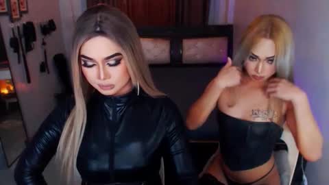 Snapshot of dominuscockwhore chatting on September 26, 3:10 am blair online show from September 26, 3:10 am