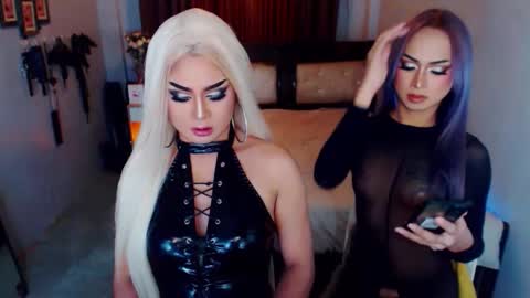 Snapshot of dominuscockwhore chatting on October 15, 7:25 pm blair online show from October 15, 7:25 pm