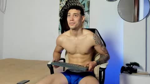 dominyck_ online show from July 5, 12:50 am