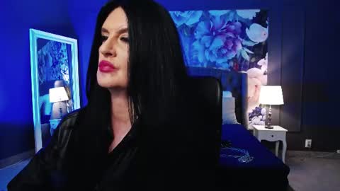 Snapshot of dommelisa chatting on July 25, 8:50 pm Dom Melisa online show from July 25, 8:50 pm