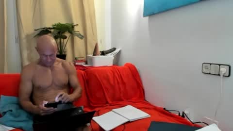 Snapshot of dompapadolcevita chatting on July 10, 9:34 am DomDOLCEVITA online show from July 10, 9:34 am