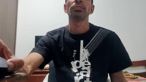 Snapshot of don__chi chatting on December 9, 3:50 am don__chi online show from December 9, 3:50 am