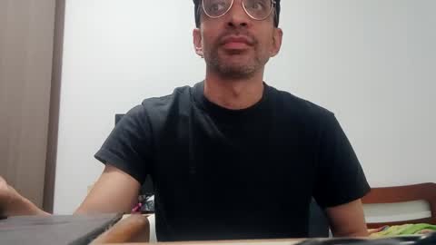 Snapshot of don__chi chatting on February 2, 11:00 pm don__chi online show from February 2, 11:00 pm