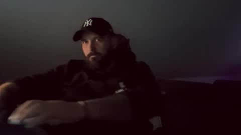 donchriiis online show from November 23, 10:42 pm