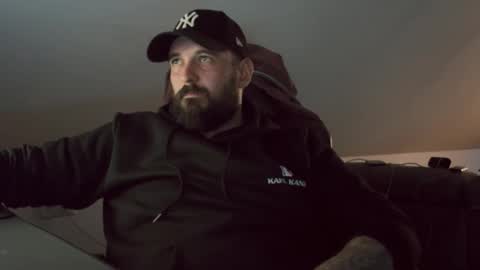 donchriiis online show from December 1, 5:29 pm