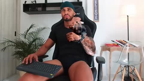 Victor online show from April 18, 3:16 pm