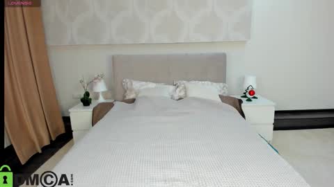 Snapshot of donnaaa_evans chatting on November 28, 12:13 am Donna On GMT2 Mon-Fri 3-9 AM online show from November 28, 12:13 am