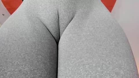 Paula DiazGMT-5 0730 - 1400 online show from September 21, 11:56 am