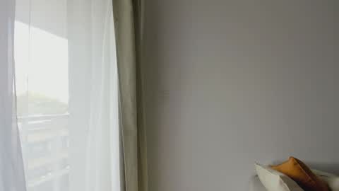 Donatella online show from January 21, 12:07 pm