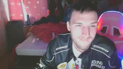 Snapshot of donnydarkness4321 chatting on December 1, 8:03 pm Angelic Angel Donny online show from December 1, 8:03 pm