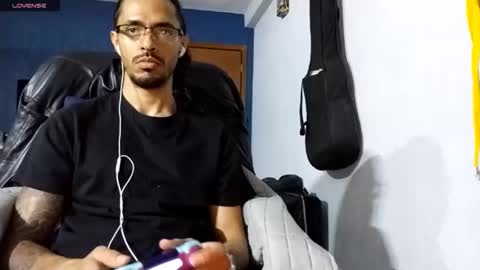 donstark6669 online show from March 5, 2:51 am