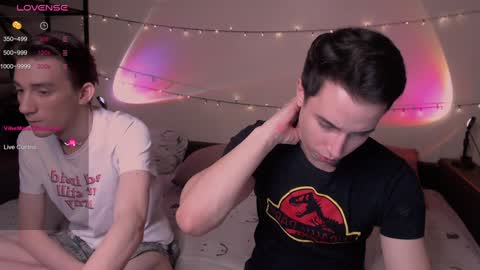 Snapshot of dontknowloool chatting on January 8, 8:06 am EliotKenny online show from January 8, 8:06 am