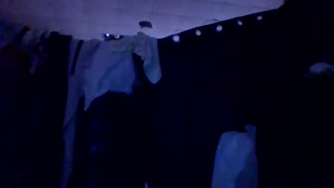 Snapshot of donttellmom72 chatting on October 30, 2:02 am donttellmom72 online show from October 30, 2:02 am