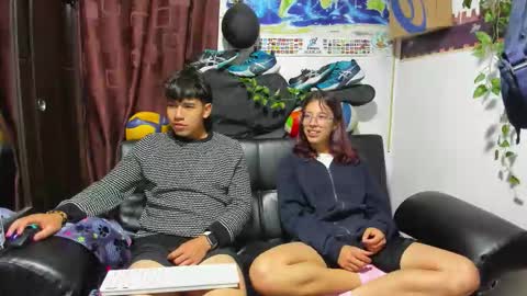 Snapshot of donuts_dd chatting on September 30, 7:02 am Donuts DD online show from September 30, 7:02 am