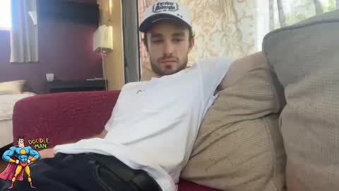 Snapshot of doodleman2077 chatting on September 25, 6:11 pm doodleman2077 online show from September 25, 6:11 pm