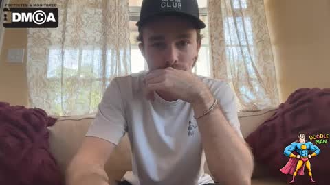 Snapshot of doodleman2077 chatting on October 22, 7:35 pm doodleman2077 online show from October 22, 7:35 pm