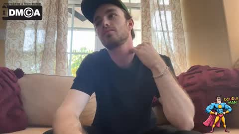 Snapshot of doodleman2077 chatting on October 23, 8:18 pm doodleman2077 online show from October 23, 8:18 pm