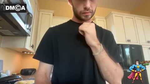 Snapshot of doodleman2077 chatting on November 6, 6:53 pm doodleman2077 online show from November 6, 6:53 pm