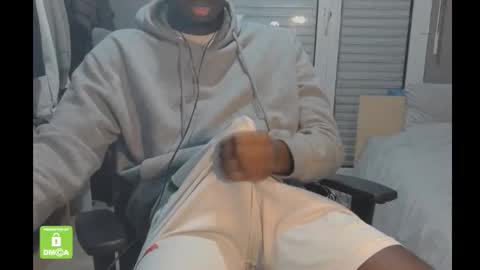 doomdrag3 online show from March 7, 12:29 am