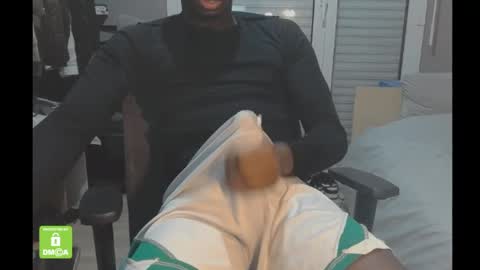 doomdrag3 online show from April 2, 2:37 pm