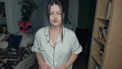 Joey online show from November 24, 8:14 am