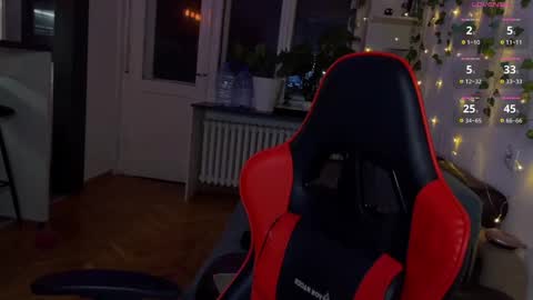 Alice online show from February 12, 4:33 pm