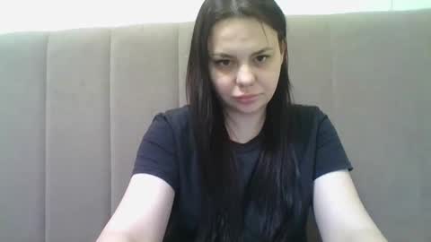 Snapshot of dori_cutie chatting on February 17, 6:47 pm dori_cutie online show from February 17, 6:47 pm