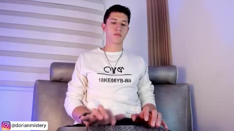 dorian_mystery online show from February 18, 1:23 am