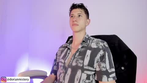 dorian_mystery online show from April 10, 11:53 pm