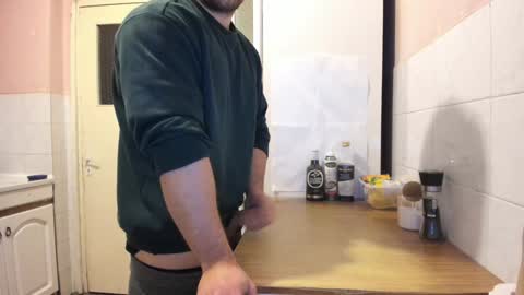 menu  below online show from December 8, 11:35 am