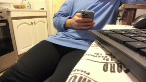 menu  below online show from December 25, 6:09 pm