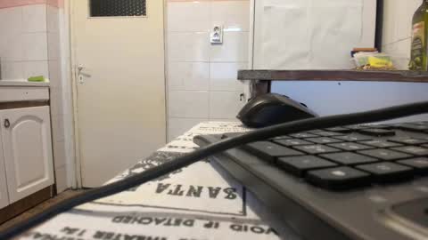 menu  below online show from March 11, 5:05 am