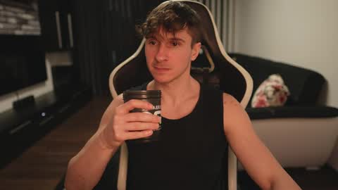 Dorian Reyes online show from March 24, 12:59 am