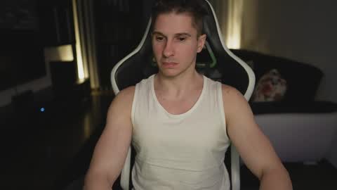 Dorian Reyes online show from April 21, 11:51 pm