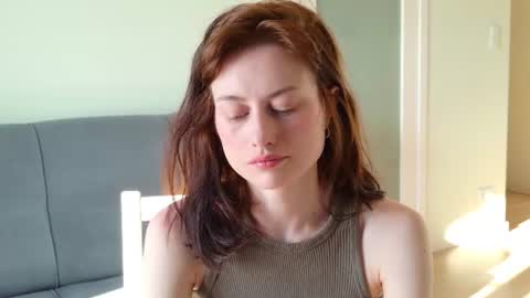 dormineaa online show from June 21, 4:37 am