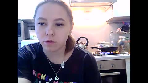 Dorrie Ann online show from December 18, 5:59 am