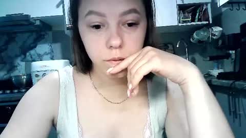 Snapshot of dorrie_ann chatting on July 11, 6:49 am Dorrie Ann online show from July 11, 6:49 am