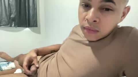 Snapshot of dotadinha chatting on February 19, 5:14 am dotadinha online show from February 19, 5:14 am