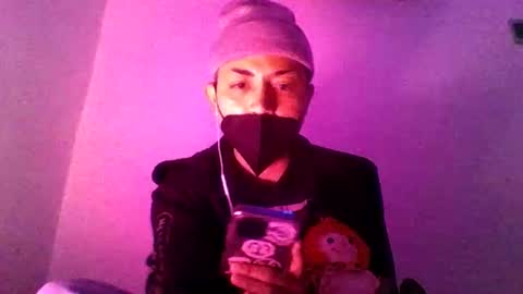 Snapshot of double_helix666 chatting on December 22, 12:29 am double helix666 online show from December 22, 12:29 am