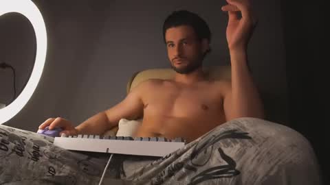 Keen online show from March 6, 11:09 pm