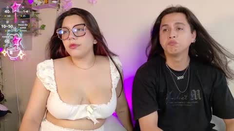 Snapshot of doubledelight_ chatting on February 5, 9:08 pm Chelsea Dante online show from February 5, 9:08 pm