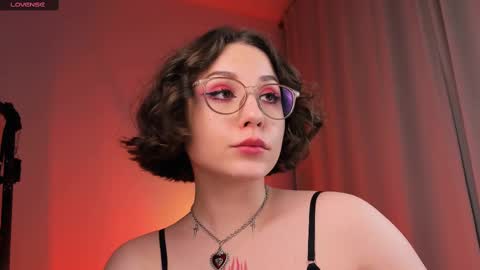 Eva ana Liza online show from February 14, 3:54 am