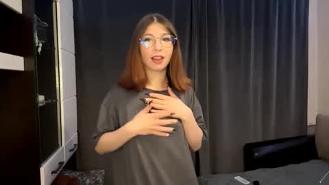 Julia online show from November 4, 5:12 pm