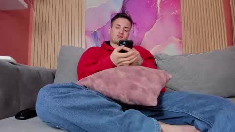 Snapshot of doublepleasure69_ chatting on November 6, 6:14 am doublepleasure69_ online show from November 6, 6:14 am