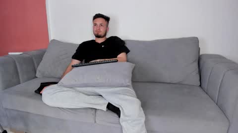 doublepleasure69_ online show from January 16, 10:14 pm