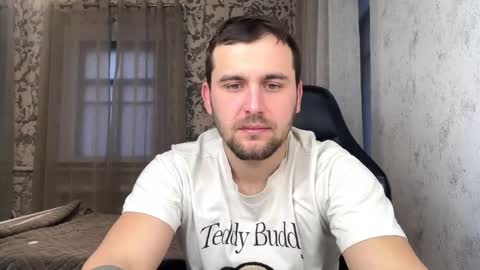 douglas_666 online show from March 6, 3:41 pm